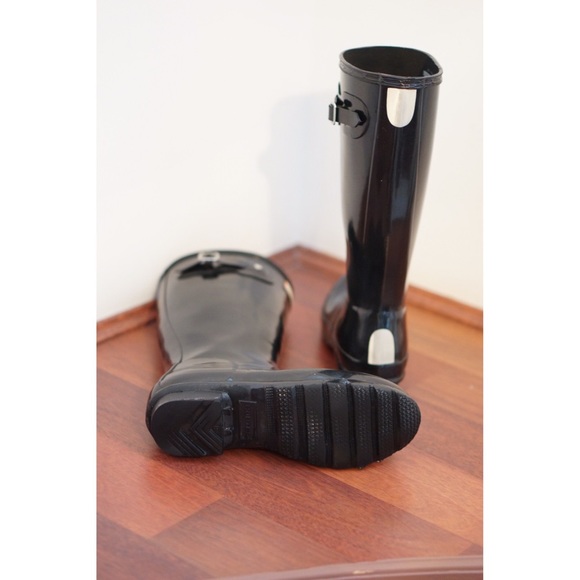 Hunter Original Big Kids Black Gloss Rain Boots - Picture 6 of 8